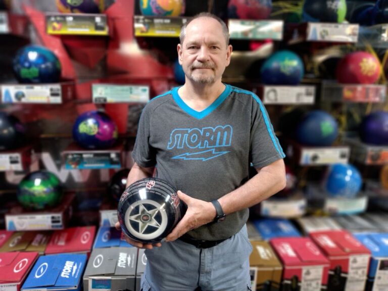 tenpinsmore-pro-shop-owner-paul